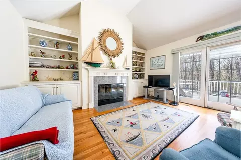 69 Regatta Dr, Mashpee, MA 02649 photo 7