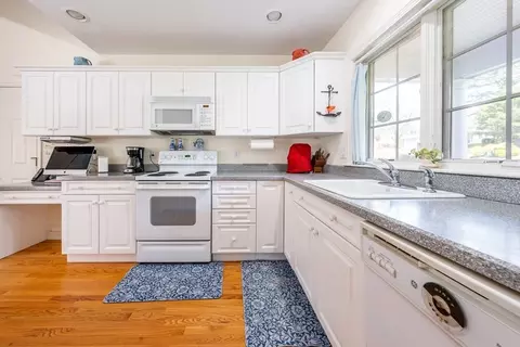 69 Regatta Dr, Mashpee, MA 02649 photo 14