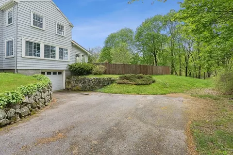 Exterior - 42 Wethersfield St, Rowley, MA 01969 photo 5 of 7