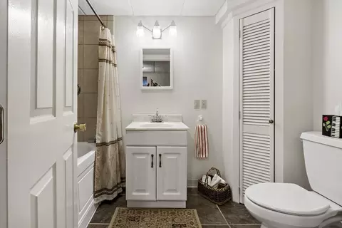 34 Howland St, Fall River, MA 02724 photo 39