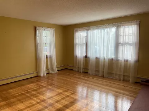 701 Parker St, Springfield, MA 01129 photo 6