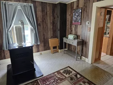 4 Chester Ave, Ware, MA 01082 photo 14
