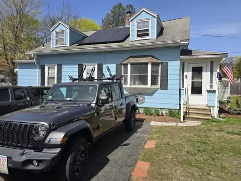 4 Chester Ave, Ware, MA 01082 photo 3