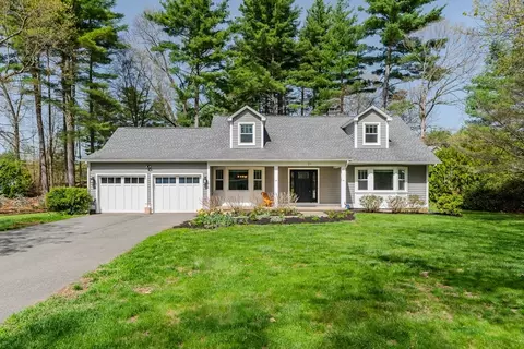 21 Shattuck Rd, Hadley, MA 01035