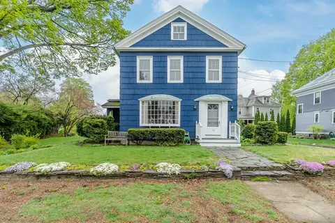 74 N Main St, Deerfield, MA 01373