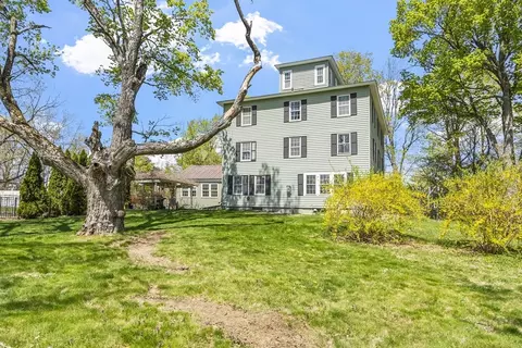 293 West St, Lunenburg, MA 01462