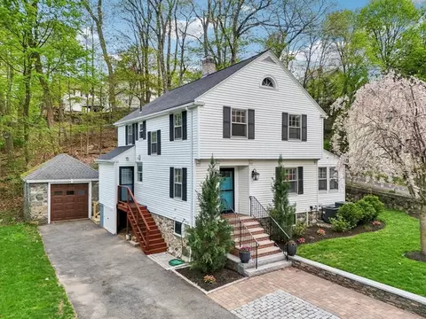 63 Lynn Fells Pkwy, Melrose, MA 02176