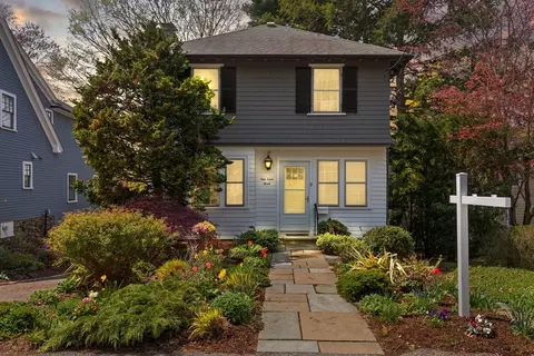 9 Lewis St, Newton, MA 02458