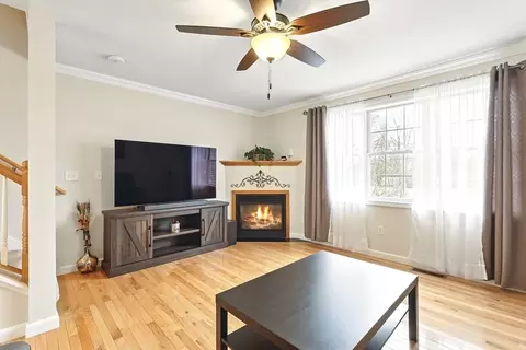 32 Regency Ct #13, Chicopee, MA 01020 photo 11