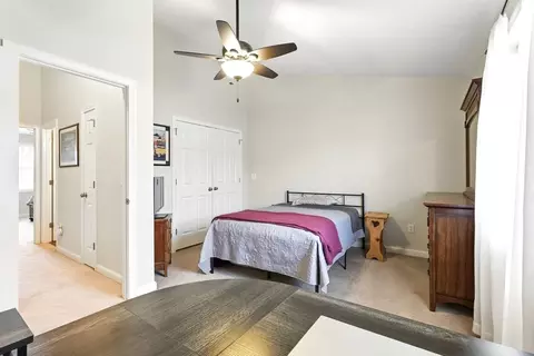 32 Regency Ct #13, Chicopee, MA 01020 photo 23