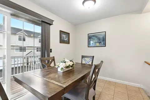 32 Regency Ct #13, Chicopee, MA 01020 photo 8