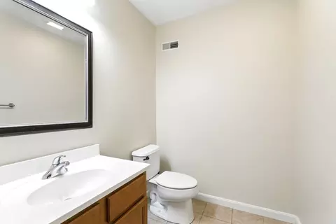 32 Regency Ct #13, Chicopee, MA 01020 photo 15