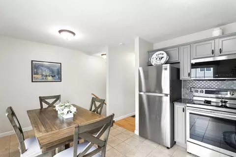32 Regency Ct #13, Chicopee, MA 01020 photo 7