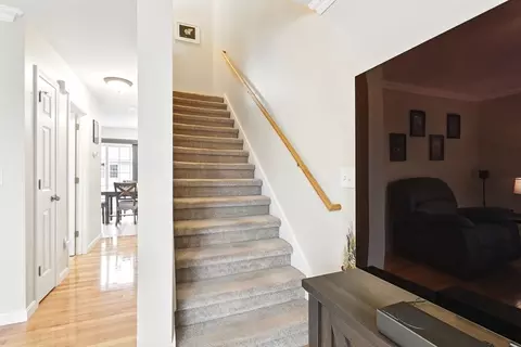 32 Regency Ct #13, Chicopee, MA 01020 photo 16