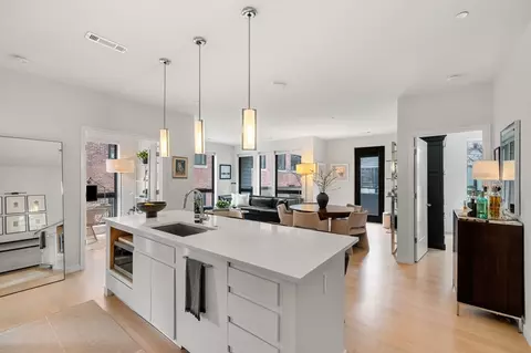 45 W 3rd St #214, Boston, MA 02127