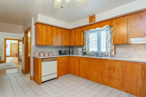 227 N Ogden St, Fall River, MA 02723 photo 21