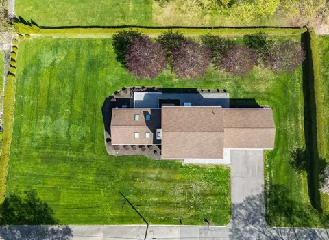227 N Ogden St, Fall River, MA 02723 photo 6