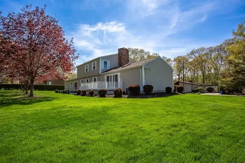 227 N Ogden St, Fall River, MA 02723 photo 9