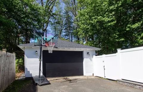 28 Bertram St, Beverly, MA 01915 photo 34