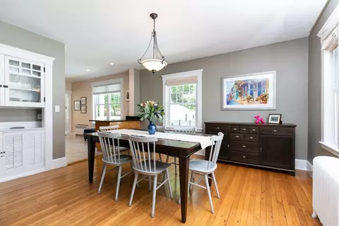 28 Bertram St, Beverly, MA 01915 photo 10
