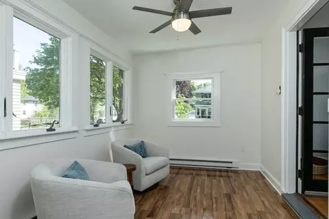 28 Bertram St, Beverly, MA 01915 photo 8