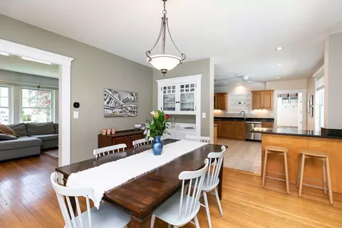 28 Bertram St, Beverly, MA 01915 photo 11