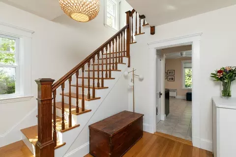28 Bertram St, Beverly, MA 01915 photo 18