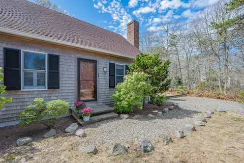 40 Fairview Ave, Eastham, MA 02642