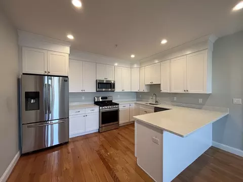 227 Hancock St #2, Everett, MA 02149 photo 4