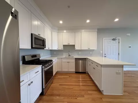 227 Hancock St #2, Everett, MA 02149 photo 3