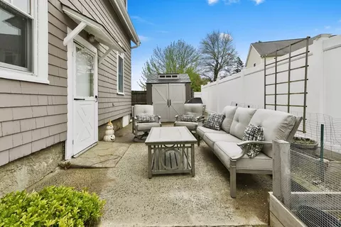Exterior - 136 W Jersey St, Dedham, MA 02026 photo 5 of 7