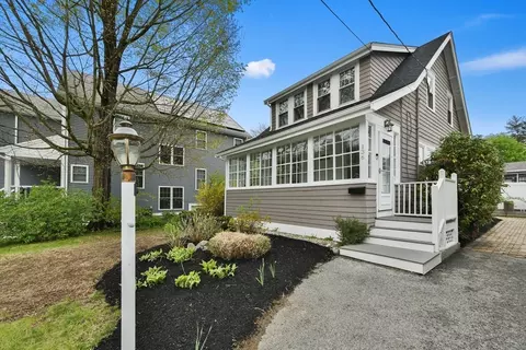 Exterior - 136 W Jersey St, Dedham, MA 02026 photo 7 of 7