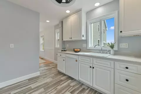 Entry Way - 136 W Jersey St, Dedham, MA 02026 photo 1 of 2