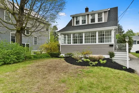 136 W Jersey St, Dedham, MA 02026