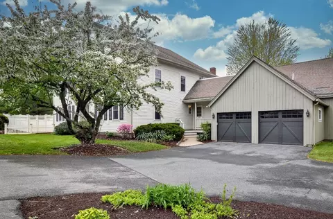 189 Great Rd #20, Stow, MA 01775