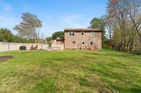 Exterior - 60 Saint Andre Dr, Uxbridge, MA 01569 photo 6 of 11