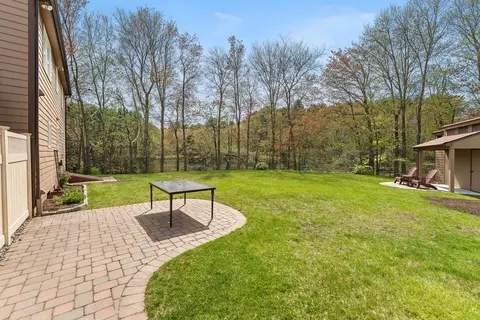 Exterior - 60 Saint Andre Dr, Uxbridge, MA 01569 photo 5 of 11