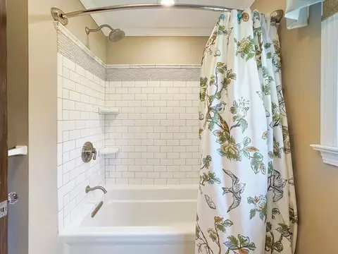 Bath - 60 Saint Andre Dr, Uxbridge, MA 01569 photo 3 of 3