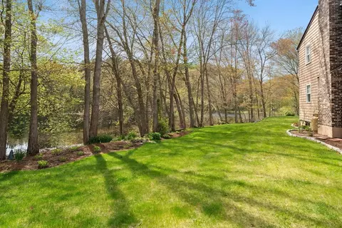 Exterior - 60 Saint Andre Dr, Uxbridge, MA 01569 photo 9 of 11