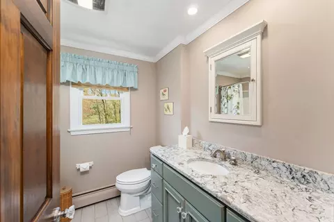 Bath - 60 Saint Andre Dr, Uxbridge, MA 01569 photo 2 of 3