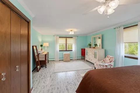 Bedroom - 60 Saint Andre Dr, Uxbridge, MA 01569 photo 2 of 5