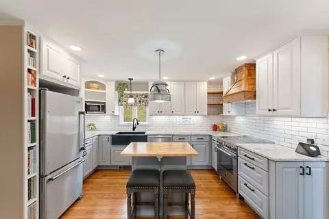 Kitchen - 60 Saint Andre Dr, Uxbridge, MA 01569 photo 1 of 3