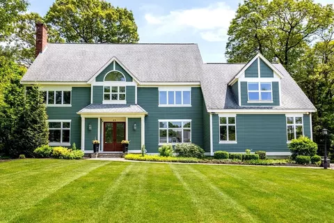 49 Partridge Ln, Concord, MA 01742