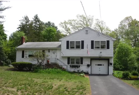 252 Gardner St, Hingham, MA 02043