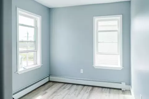 Bedroom - 92 Ballard St, Fall River, MA 02720 photo 3 of 6