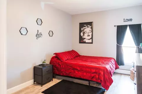 Bedroom - 92 Ballard St, Fall River, MA 02720 photo 5 of 6