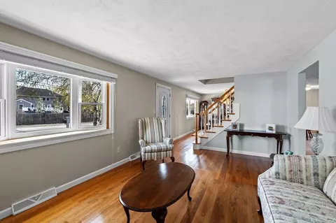 Living - 12 Jacobs Ave, Danvers, MA 01923 photo 2 of 4
