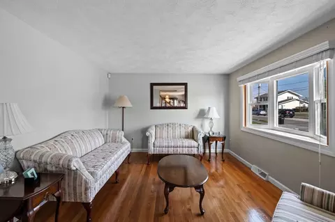 Living - 12 Jacobs Ave, Danvers, MA 01923 photo 1 of 4
