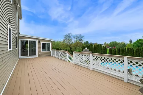 Exterior - 12 Jacobs Ave, Danvers, MA 01923 photo 4 of 13