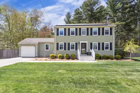19 Colt Rd, Franklin, MA 02038